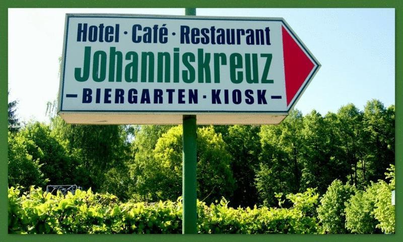 Hotel-Restaurant Johanniskreuz Trippstadt Luaran gambar